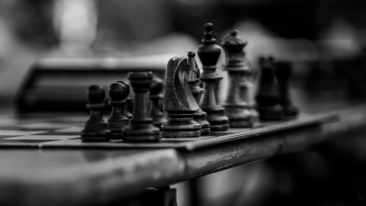 Strateji Oyunları: Problem Çözme ve Liderlik Becerilerinizi Geliştirin